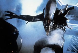 5. Obcy - 8. pasażer "Nostromo" (1979)