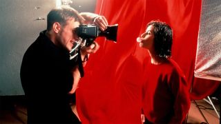 88. Trzy kolory: Czerwony (1994) - reż. Krzysztof Kieślowski
