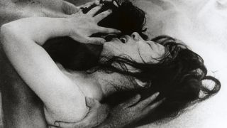 32. Kobieta z wydm (1964)