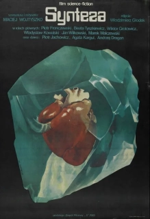 32. Synteza (1983; reż. Maciej Wojtyszko). "W latach osiemdziesiątych naszego wieku umiera nagle krwawy dyktator Muanta i niemal równocześnie następuje zgon czternastoletniego Marka Torlewskiego. Obydwaj zostają poddani hibernacji. Druga połowa XXI wieku. W mieszkaniu profesora Zborowskiego usługują roboty, lecz jego dzieci zachowują się jak zwykłe dzieci. Profesor w swoim instytucie odmraża ciało Marka Torlewskiego, który budzi się w wyśmienitej formie. Drugą przywróconą do życia osobą jest dyktator Muanta, zbrodniarz wojenny."