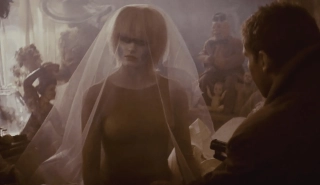 Deckard vs. Pris (Łowca androidów - 1982)