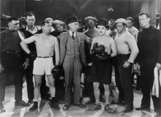 Charlie Chaplin na ringu (Światła wielkiego miasta - 1931)