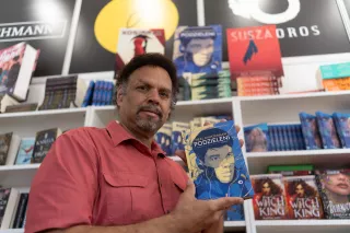 Neal Shusterman podczas wizyty w Polsce