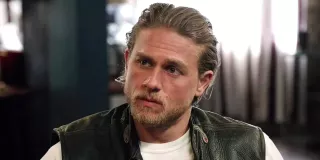 6. Charlie Hunnam - kurs: +900
