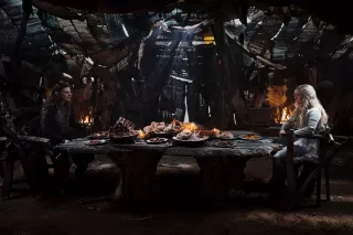 Aż „2/3” elementów scenografii jest zupełnie nowych; reszta została z kolei specjalnie przystosowana na potrzeby 2. sezonu. 