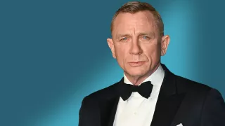 Daniel Craig – 190 mln USD