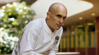 THX 1138 (1971) – Historia o skomputeryzowanym podziemnym świecie, w którym seks jest zakazany, a emocje zostały zlikwidowane. Kiedy jedna wybrana przez komputer para odkrywa miłość, ten w pełni kontrolowany świat staje do góry nogami. 