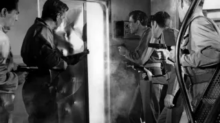 It! The Terror from Beyond the Space (1958) – Tajemnicza siła doprowadziła na Marsie do śmierci prawie całej załogi pierwszej wyprawy. W kierunku Czerwonej Planety wyrusza statek z misją ratowniczą. 