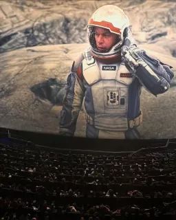 Interstellar w kinach IMAX (70 mm)