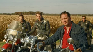 39. Motocykliści