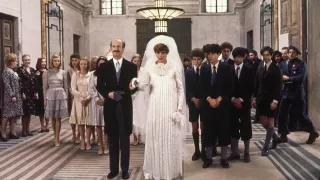 Najnudniejsza pozycja na tej liście. Film znany tylko z powodu swoich obrzydliwych motywów, jednak finalnie ciągnący się niesamowicie długo. Za dużo tu prób budowania napięcia przed wszystkimi obrzydlistwami, w wyniku czego nie są nawet w połowie tak efektowne.