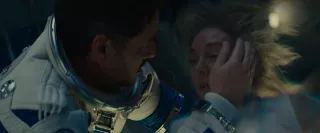 W tym miejscu warto przypomnieć krążącą w sieci od dłuższego czasu teorię, że Fantastyczna Czwórka z MCU w rzeczywistości pochodzi z Ziemi-616, ale w na razie nieznanych okolicznościach trafiła ona do innego uniwersum. 