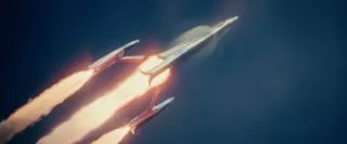 Rakieta, którą Fantastyczna Czwórka wzbija się w kosmos, to znana z komiksów Marvel-1. 