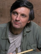 Alan Alda image