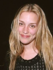 Piper Perabo image