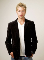 Matt Barr image