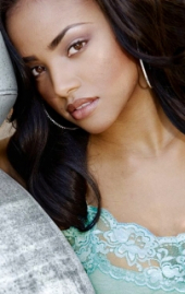 Meagan Tandy image