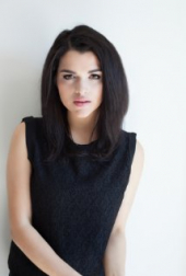 Eve Harlow image