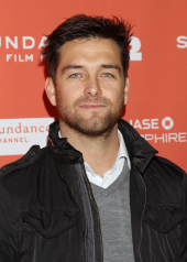 Antony Starr image