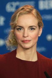 Nina Hoss image