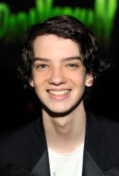 Kodi Smit-McPhee image