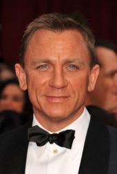 Daniel Craig image