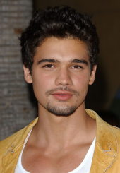 Steven Strait image