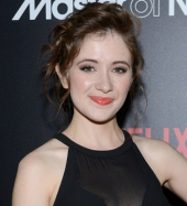 Noël Wells image