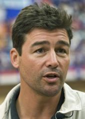 Kyle Chandler image