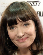 Essie Davis image