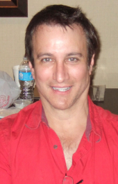 Bronson Pinchot image