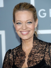 Jeri Ryan image