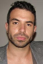 Tom Cullen image