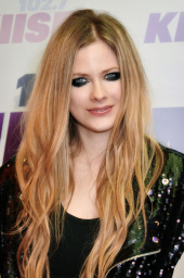 Avril Lavigne image