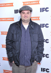 Bobby Moynihan image