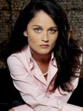 Robin Tunney image