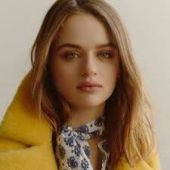 Joey King image