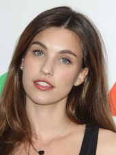 Rainey Qualley image