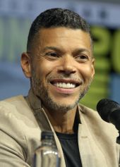 Wilson Cruz image