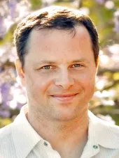 Alexi Hawley image