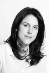 Amanda Hale image