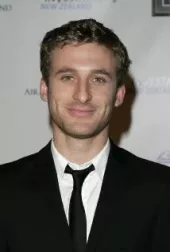 Dean O'Gorman image
