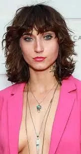 Lauren Hadaway image