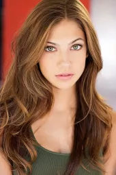 Mia Serafino image