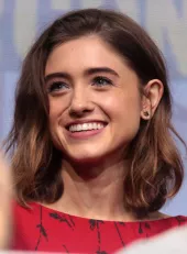 Natalia Dyer image