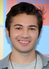 Taylor Gray image