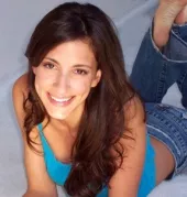 Anne Girard image