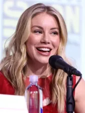Jennifer Holland image