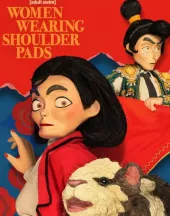 Kobiety w żakietach z poduchami