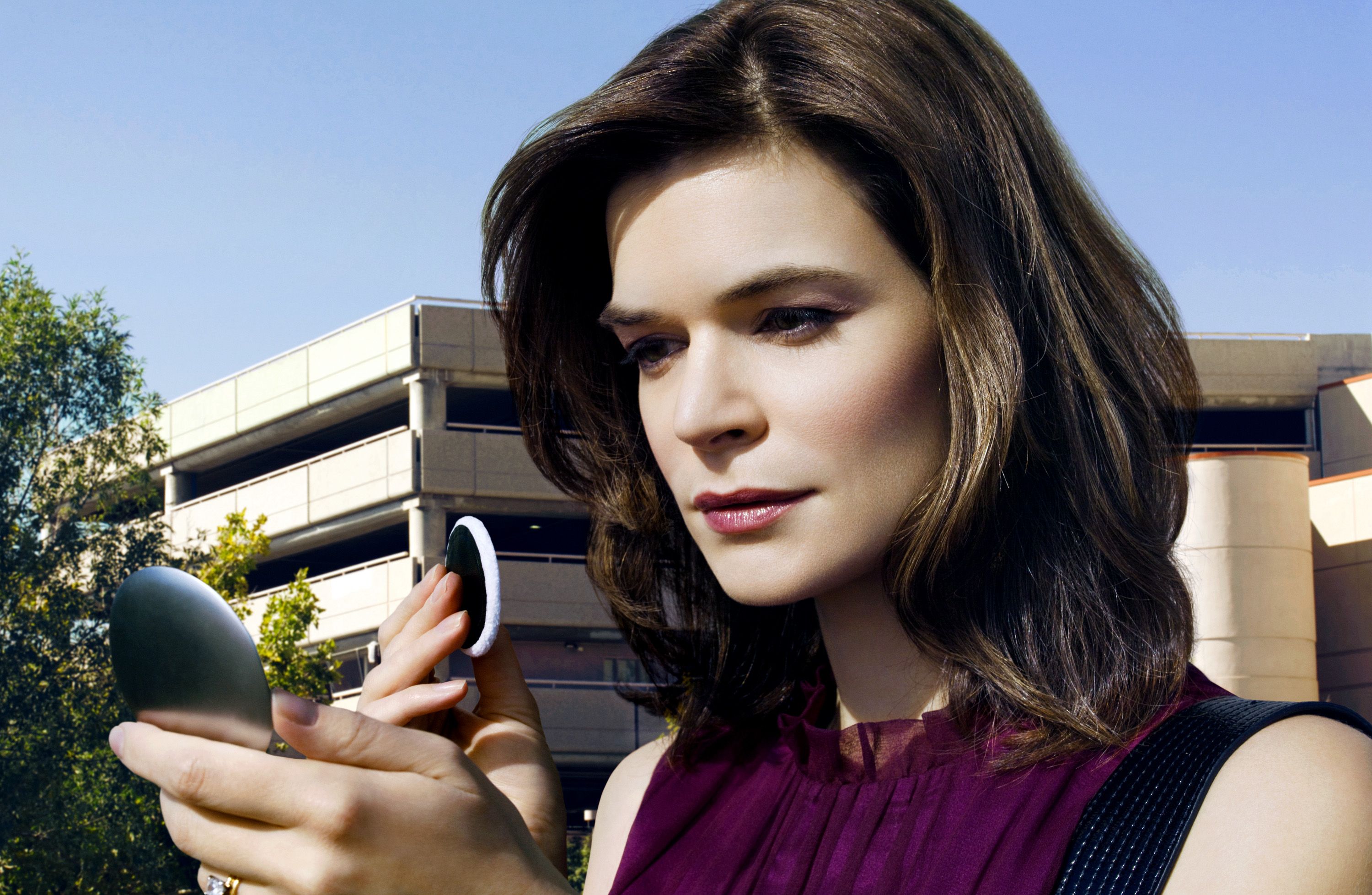 Betsy Brandt dołącza do komedii „Life in Pieces”